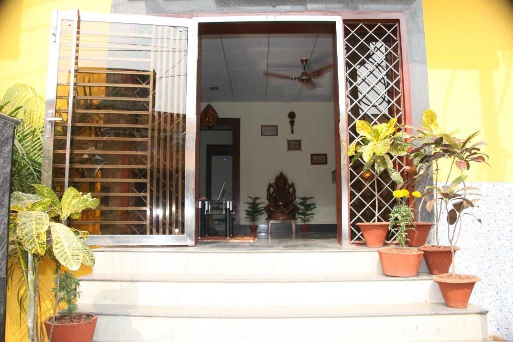Hotel Maa Kamakhya Puri Dış mekan fotoğraf